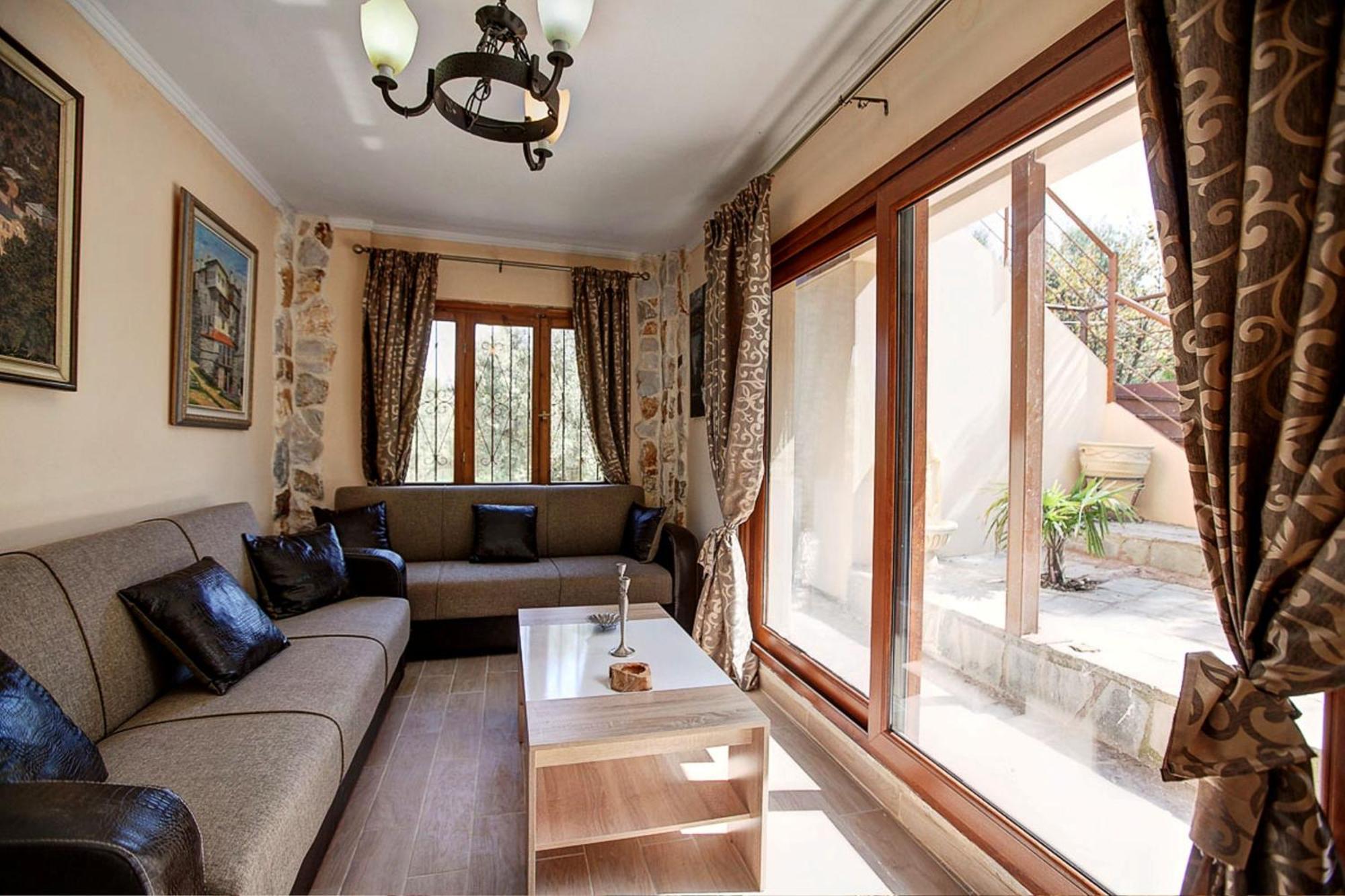Villa Laskari Sea View เนอามูดาเนีย ภายนอก รูปภาพ